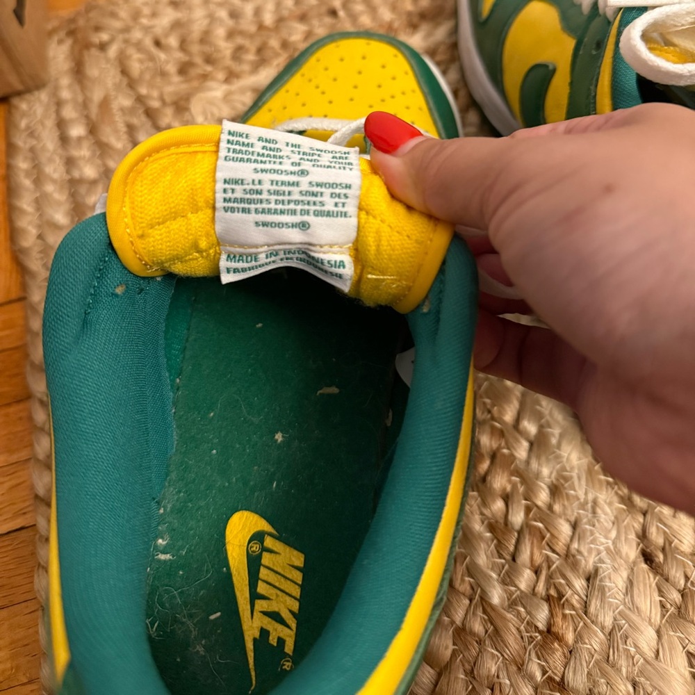 Nike Dunk Low Retro “Brazil” Sneakers - Picture 8 of 10